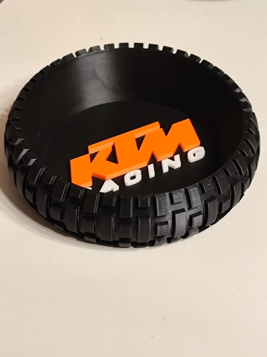 Svuota-tasche KTM a forma di copertone stampato in 3D