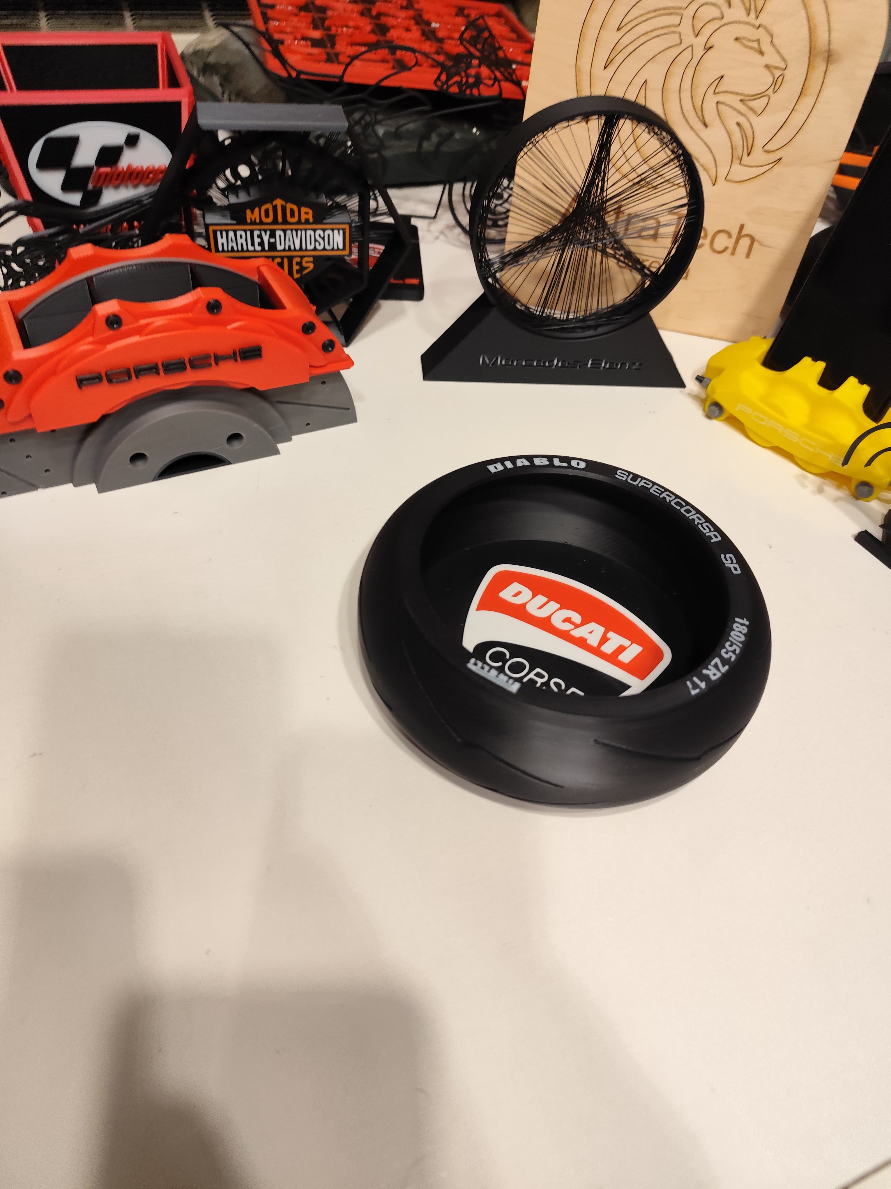 Svuota-tasche Ducati a forma di copertone stampato in 3D